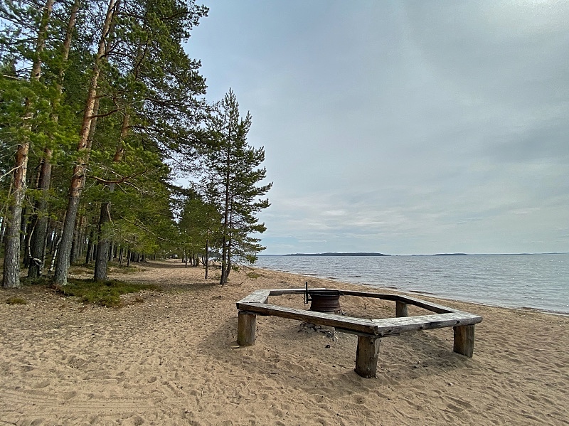 Nuotiopaikka Huuhanrannalla Ruokolahdella