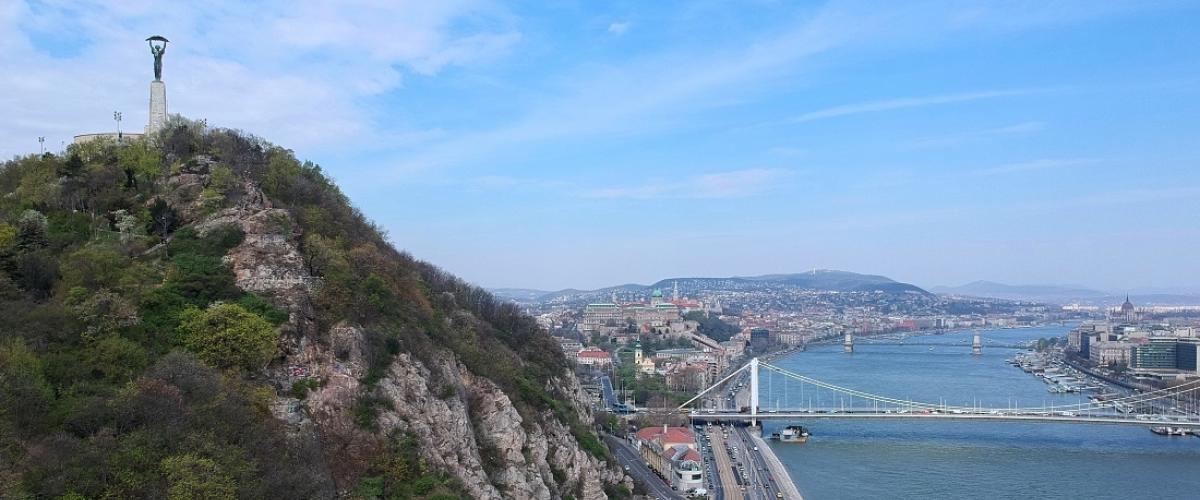Budapest Gellert vuori vapaudenpatsas