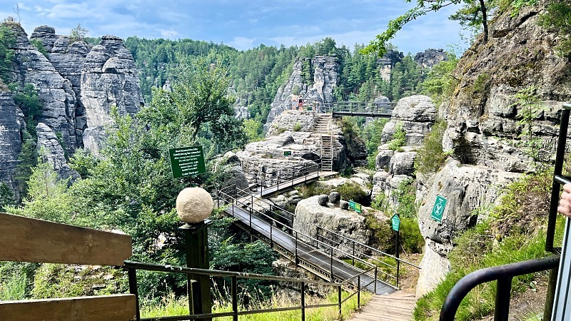 Bastein maksullista reittiä