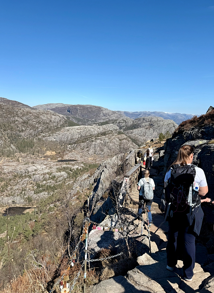 Preikestolen patikointireitti.