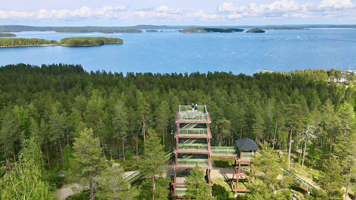 Iso-Tuomas maisematorni Padasjoella.