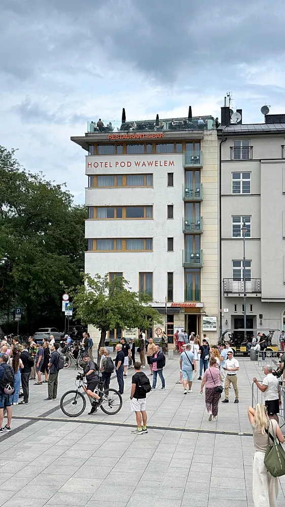 Hotel Pod Wawelem hyvällä sijainnilla Krakovassa.
